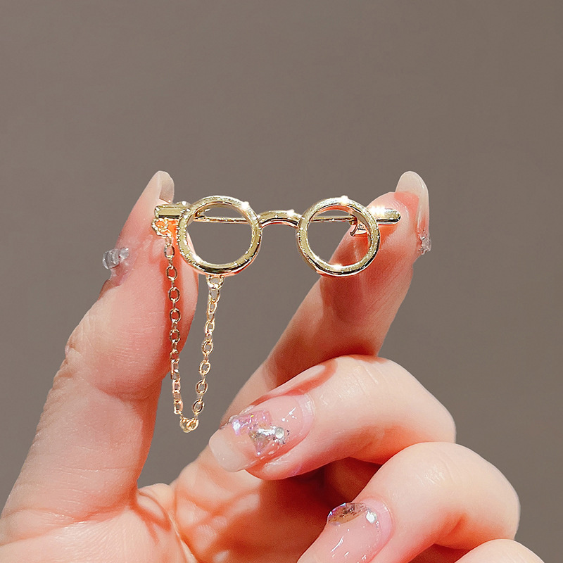 Broches créatives en métal en  - Sunglass Retainer Cord avis et prix